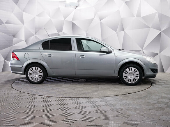 2011 Opel Astra H Рестайлинг, серый, 505000 рублей - вид 5