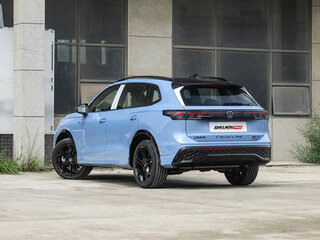 2026 Volkswagen Tiguan L Pro III (China Market), серый, 4900000 рублей, вид 4