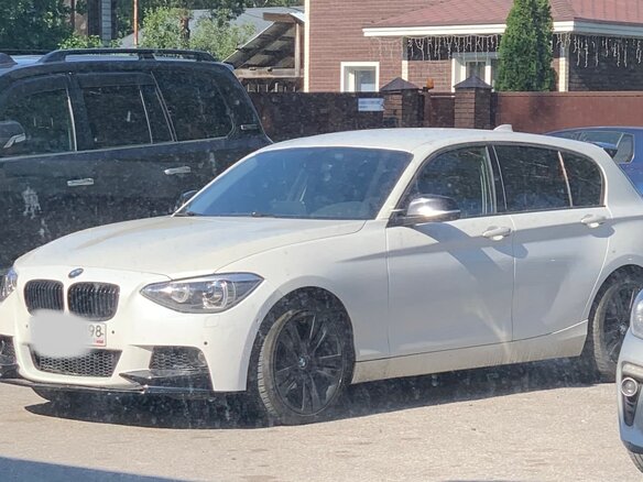 2013 BMW 1 серии 116i II (F20/F21), белый, 1250000 рублей - вид 9