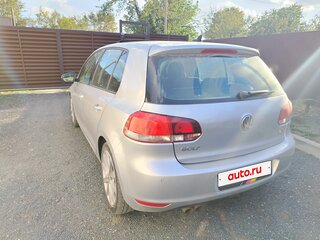 2009 Volkswagen Golf VI, серебристый, 700000 рублей, вид 4