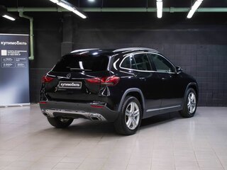 2021 Mercedes-Benz GLA 200 II (H247), чёрный, 2479000 рублей, вид 4