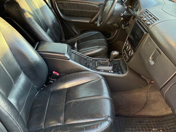2003 Mercedes-Benz M-Класс 350 I (W163) Рестайлинг, чёрный, 600000 рублей - вид 4