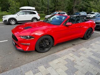 2018 Ford Mustang VI Рестайлинг, красный, 3599999 рублей, вид 1