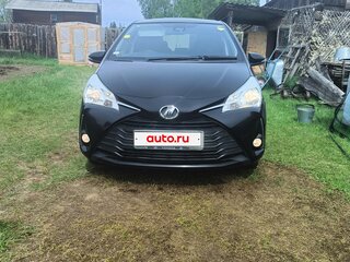 2018 Toyota Vitz III (XP130) Рестайлинг 2, чёрный, 850000 рублей, вид 2