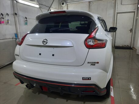 2015 Nissan Juke Nismo RS I Рестайлинг, белый, 1350000 рублей, вид 4
