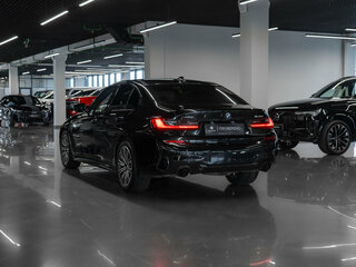 2021 BMW 3 серии 320d xDrive VII (G2x), чёрный, 3800000 рублей, вид 4