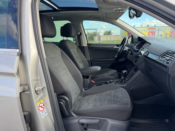 2018 Volkswagen Tiguan II, серебристый, 2500000 рублей - вид 7