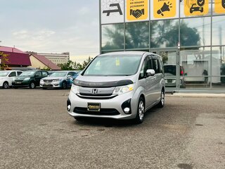 2015 Honda Stepwgn V, серый, 1899999 рублей, вид 2