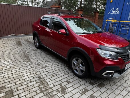 2021 Renault Logan Stepway II Рестайлинг, красный, 1020000 рублей, вид 3
