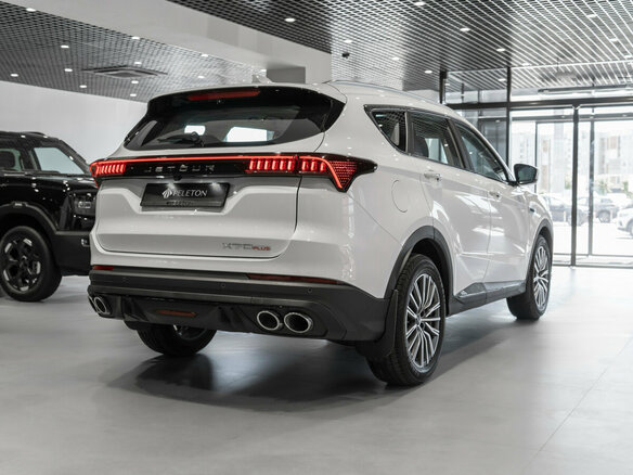 2025 Jetour X70+ I Рестайлинг, белый - вид 4