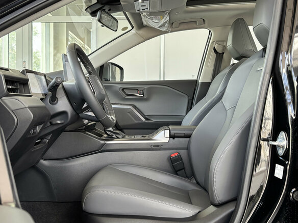 2026 Toyota RAV4 VI (XA60), чёрный, 4400000 рублей - вид 10