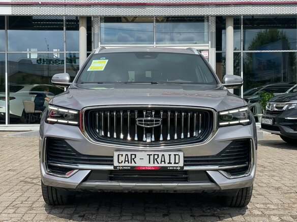 2024 Geely Monjaro I, серебристый, 3800000 рублей - вид 2
