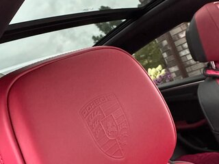 2022 Porsche Macan I Рестайлинг 2, красный, 7350000 рублей, вид 5