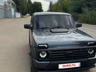 2015 Lada (ВАЗ) 2121 (4x4) Urban I Рестайлинг, серебристый, 540000 рублей, вид 2