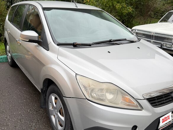 2010 Ford Focus II Рестайлинг, серебристый, 399000 рублей - вид 1