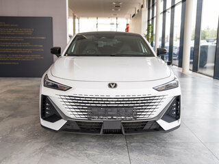 2024 Changan UNI-V I, белый, 3250000 рублей, вид 2