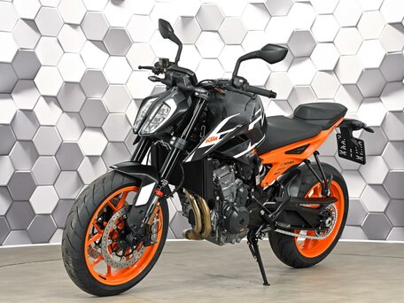 2023 KTM 890 Duke, чёрный, 899000 рублей, вид 2