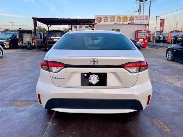 2021 Toyota Corolla XII (E210), белый, 1540084 рублей - вид 5