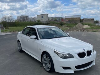 2007 BMW 5 серии 520d V (E60/E61) Рестайлинг, белый, 1450000 рублей, вид 1