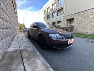 2016 Skoda Octavia III (A7), коричневый, 1400000 рублей, вид 3