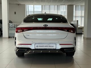 2020 Kia K5 III, белый, 2280000 рублей, вид 5