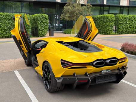 2025 Lamborghini Revuelto, жёлтый, 61500000 рублей, вид 3