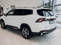 2026 Geely Okavango I Рестайлинг, белый - вид 5