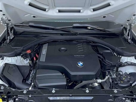 2022 BMW 3 серии 320i VII (G2x), белый, 2970000 рублей, вид 4