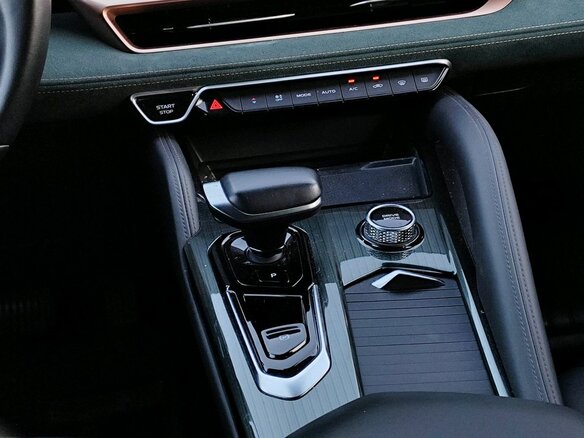 2024 Geely Monjaro I, зелёный, 2929000 рублей - вид 9