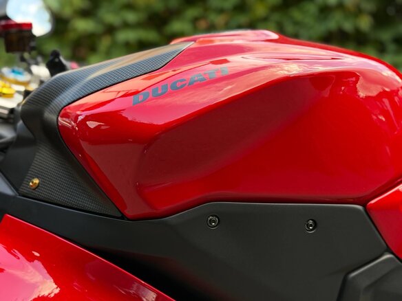 2025 Ducati Panigale V2, красный, 1799999 рублей - вид 22