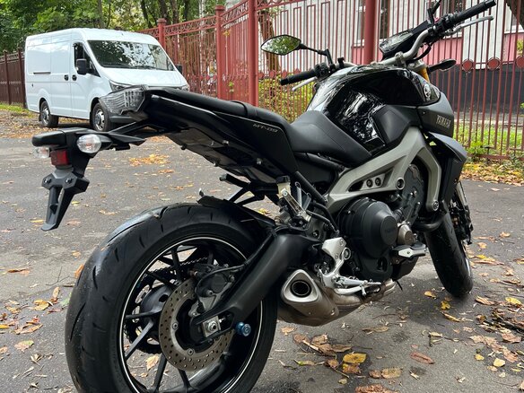 2014 Yamaha MT-09 (FZ-09), фиолетовый - вид 3