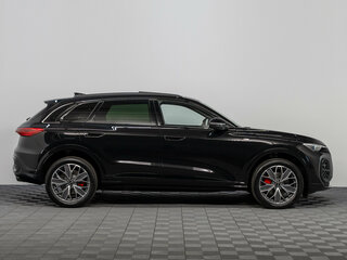 2026 Audi Q5 L III (GU), чёрный, 6490000 рублей, вид 4