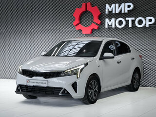 2021 Kia Rio IV Рестайлинг, белый, 1725000 рублей, вид 1