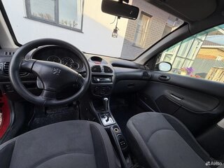 2007 Peugeot 206, красный, 220000 рублей, вид 4
