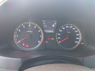 2013 Hyundai Solaris I, белый, 623000 рублей, вид 5