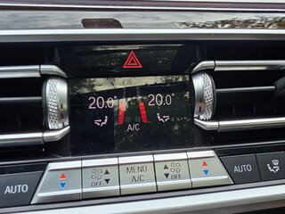 2020 BMW X7 30d I (G07), белый, 5600000 рублей, вид 4