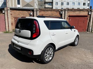 2018 Kia Soul II Рестайлинг, белый, 1699000 рублей, вид 2