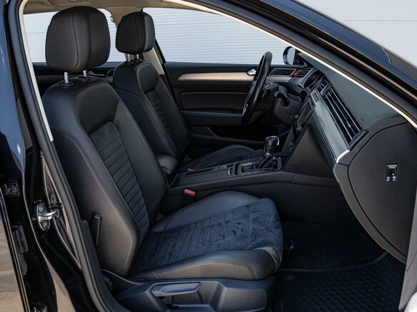 2016 Volkswagen Passat B8, чёрный, 1970000 рублей - вид 7