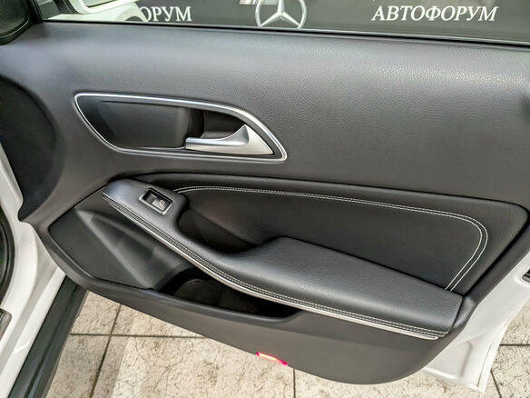 2019 Mercedes-Benz GLA 200 I (X156) Рестайлинг, белый, 2530000 рублей - вид 22