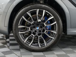 2025 BMW X6 40i III (G06) Рестайлинг, серый, 13990000 рублей, вид 3