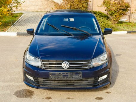2015 Volkswagen Polo V Рестайлинг, синий, 750000 рублей, вид 2