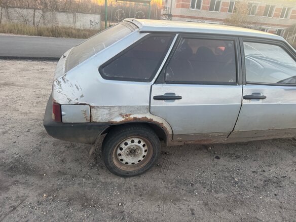 2003 Lada (ВАЗ) 2109, серебристый, 40000 рублей - вид 1