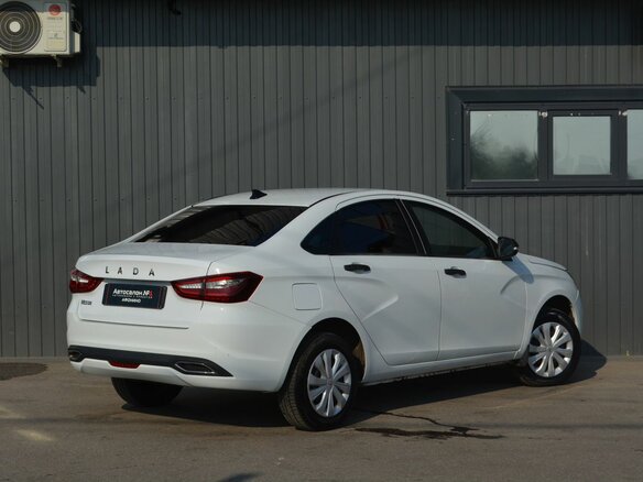 2023 Lada (ВАЗ) Vesta I Рестайлинг (NG), белый - вид 7