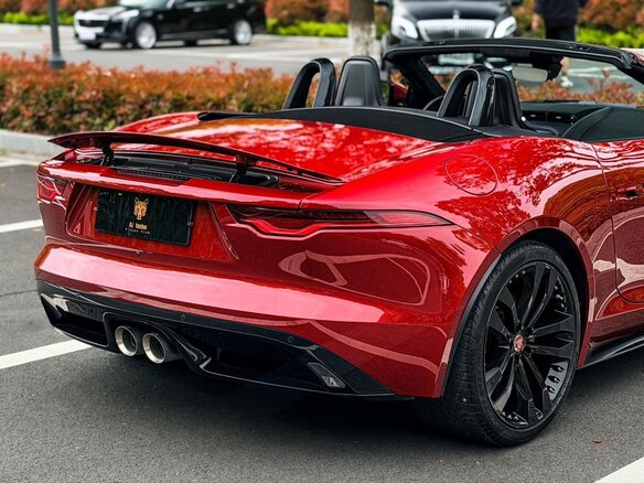 2023 Jaguar F-Type I Рестайлинг 2, красный, 7990023 рублей - вид 4