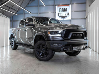 2021 Ram 1500 Crew Cab V, серый, 6499999 рублей, вид 1