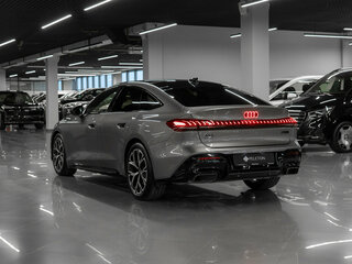 2026 Audi A5 L III (B10), серый, 5790000 рублей, вид 4