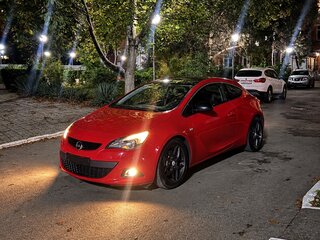 2013 Opel Astra GTC J Рестайлинг, красный, 890000 рублей, вид 1