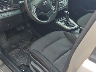 2017 Hyundai Elantra VI (AD), серый, 1250000 рублей, вид 4