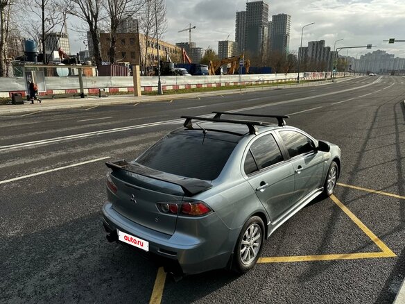 2011 Mitsubishi Lancer X Рестайлинг, серый, 750000 рублей - вид 1