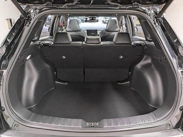2022 Toyota Corolla Cross I, чёрный, 1769017 рублей - вид 28